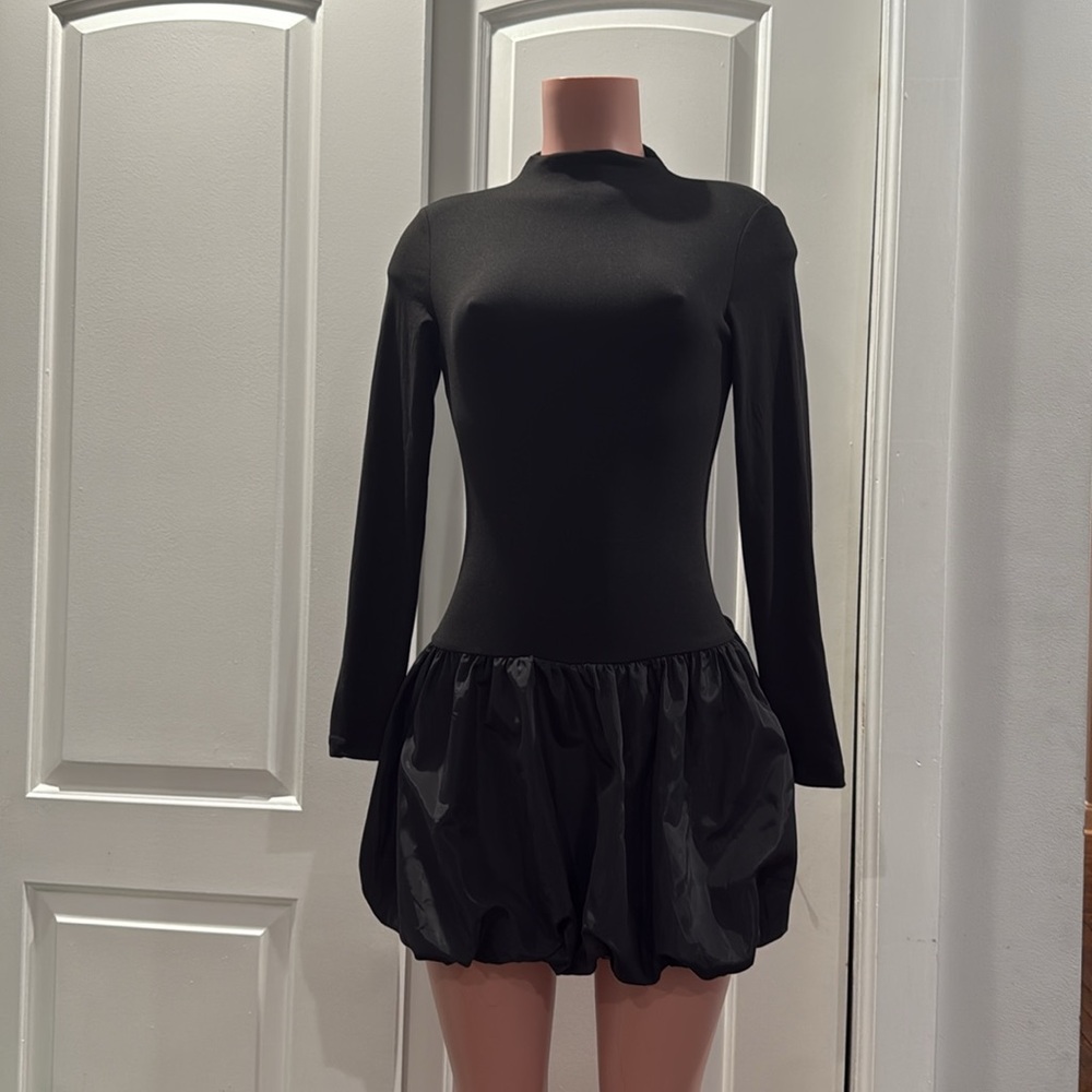 NWOT Black Long Sleeve‎ Mini Bubble Dress